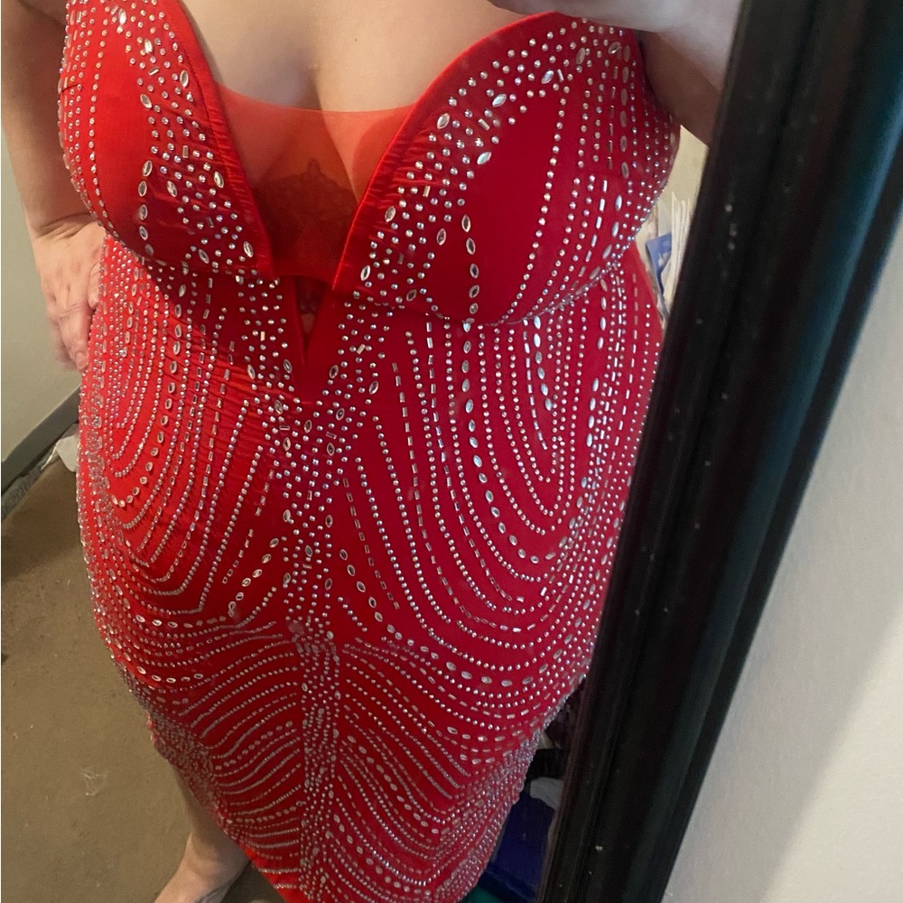 Plus size embellished dress - Picture 3 of 3